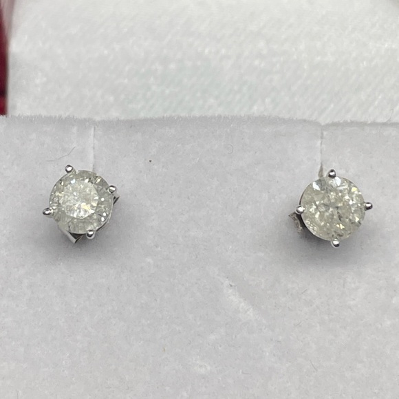Jewelry - Holiday Sale ✨ GIA Certified .95ctw Solid 10K WG Natural Diamond Stud Earrings